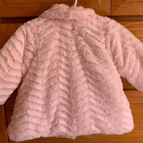 Adorable Infant Fur Coat - Picture 2 of 4